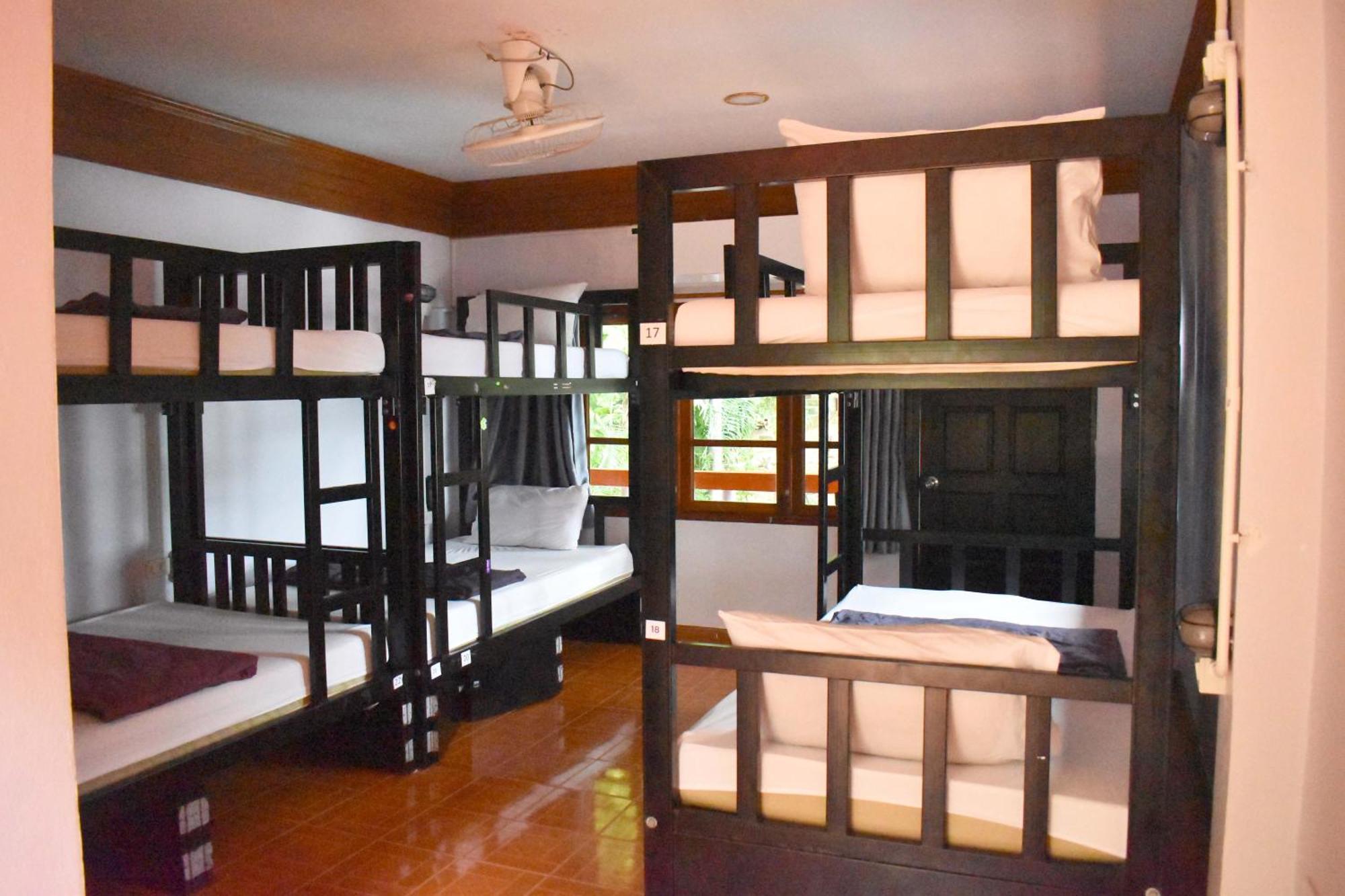 Blanco Hideout Railay - Youth Hostel 18 To 35 Only Esterno foto
